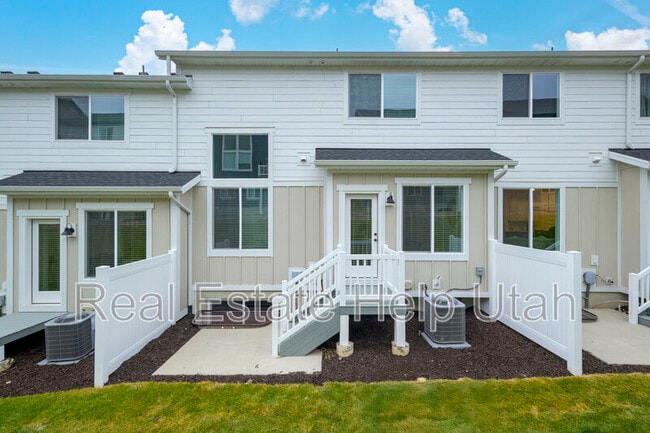 Building Photo - 2903 Red Velvet Ln