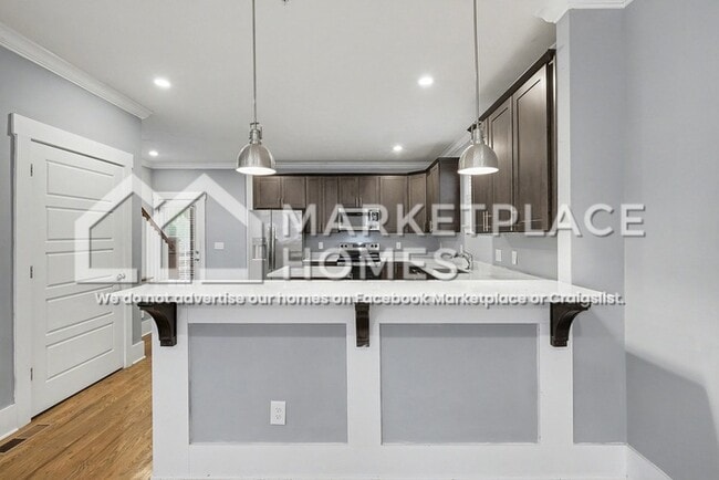 Building Photo - 2437/106 Bell St