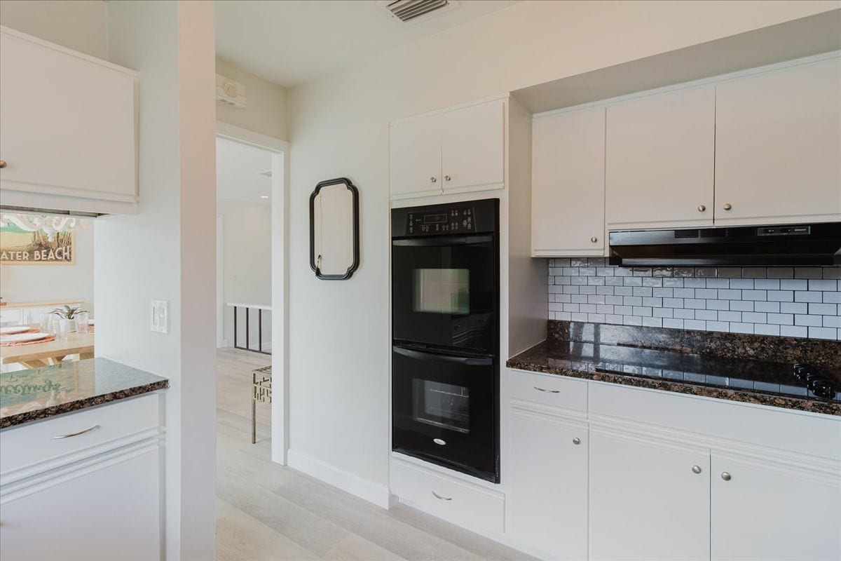 Building Photo - 311 Island Way