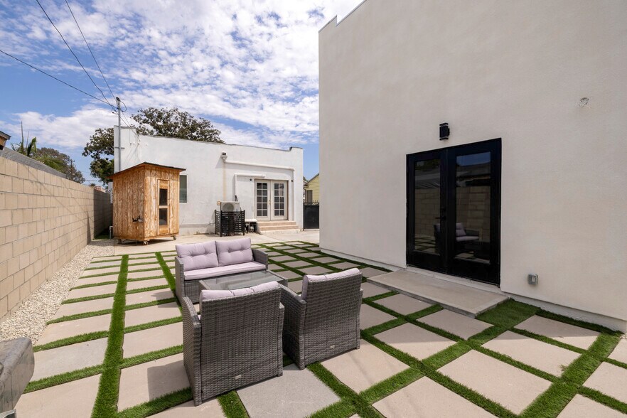 Building Photo - 5447 Lime Ave