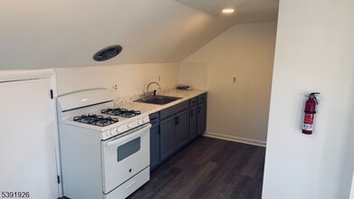 Building Photo - 2139 US-206