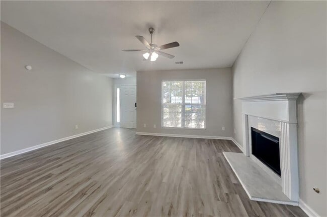 Building Photo - 780 Ashland Park Way SE