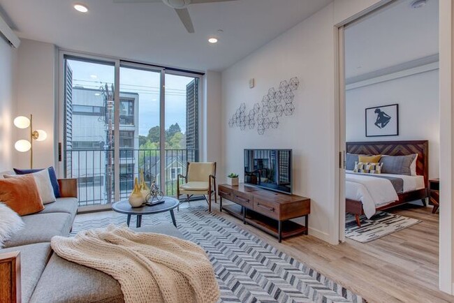 Building Photo - Luxury One Bedroom on Division near Salt &...