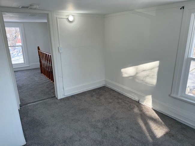 Building Photo - 308 E Argyle St