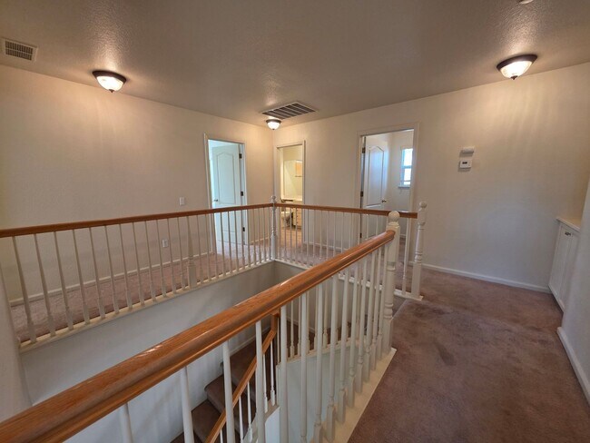 Building Photo - 4 bedroom in north Turlock!