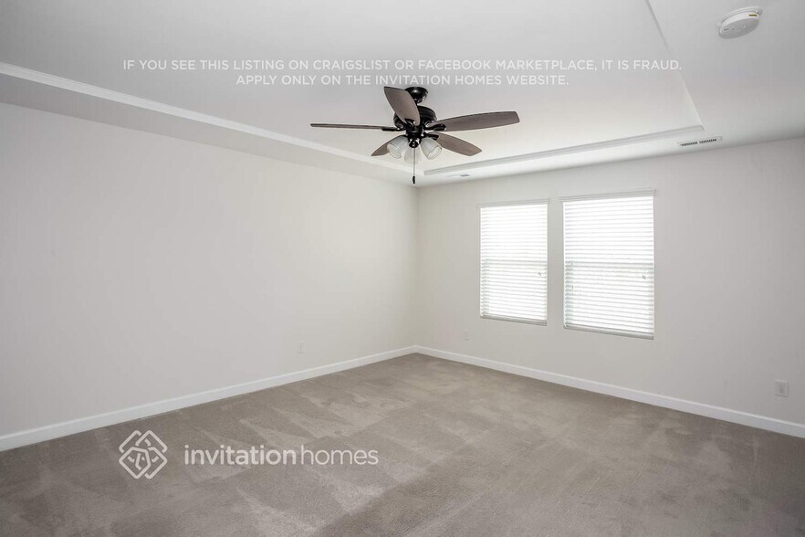 Building Photo - 5715 Fenway Dr