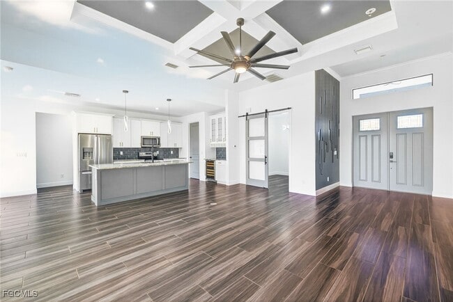 Building Photo - 332 SW 26th St