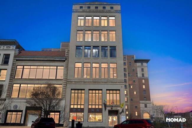 Building Photo - 335 N Superior St