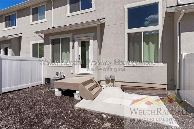 Building Photo - 16254 S Truss Dr