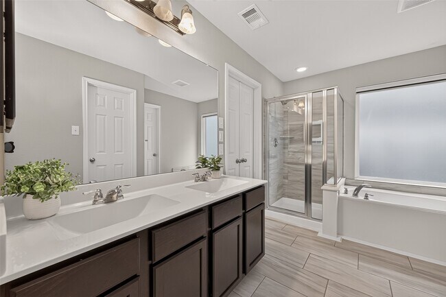 Building Photo - 2122 Artic Loon Dr