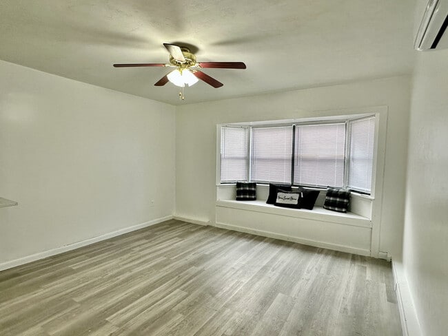Primary Photo - 4321 NW 20th Dr