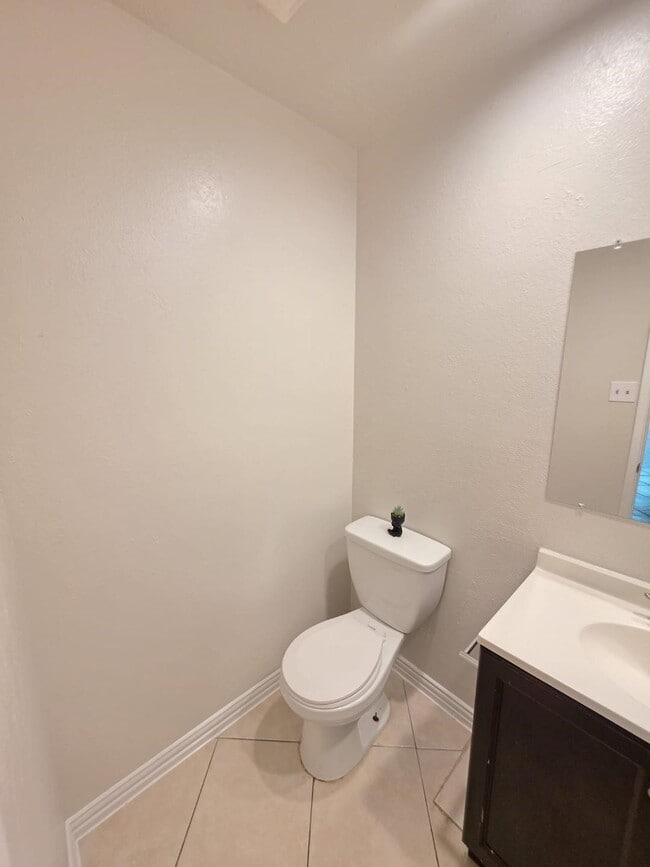 Building Photo - 15630 Camino Del Sol Dr