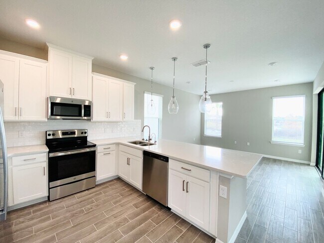 Building Photo - Awesome Home Ready for you in Winter Park