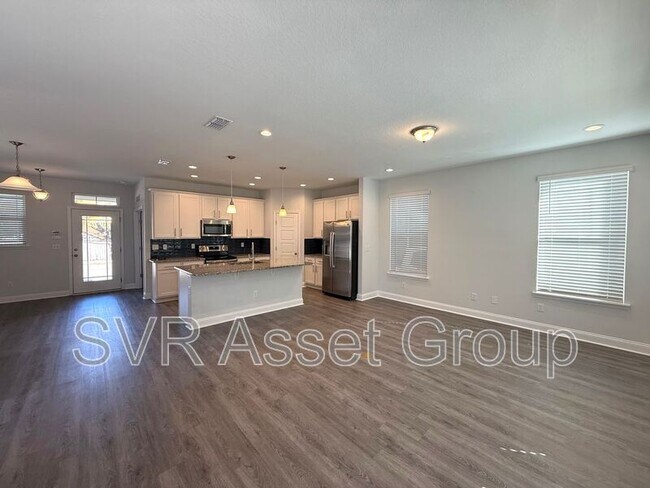 Building Photo - 2970 College St