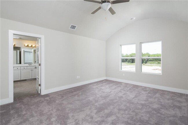 Building Photo - 213 Bridgeford Dr