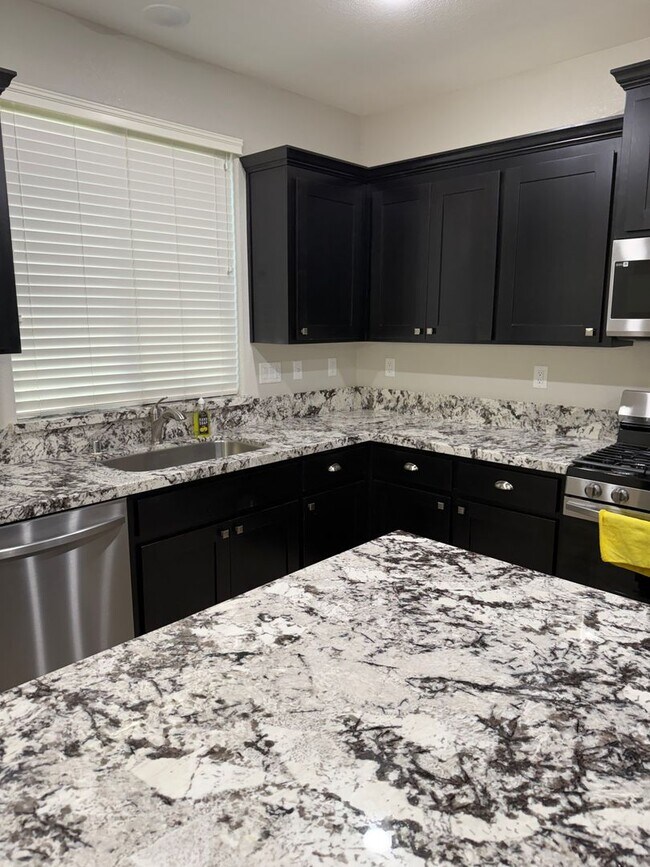 Building Photo - 3223 Le Bourget Ln