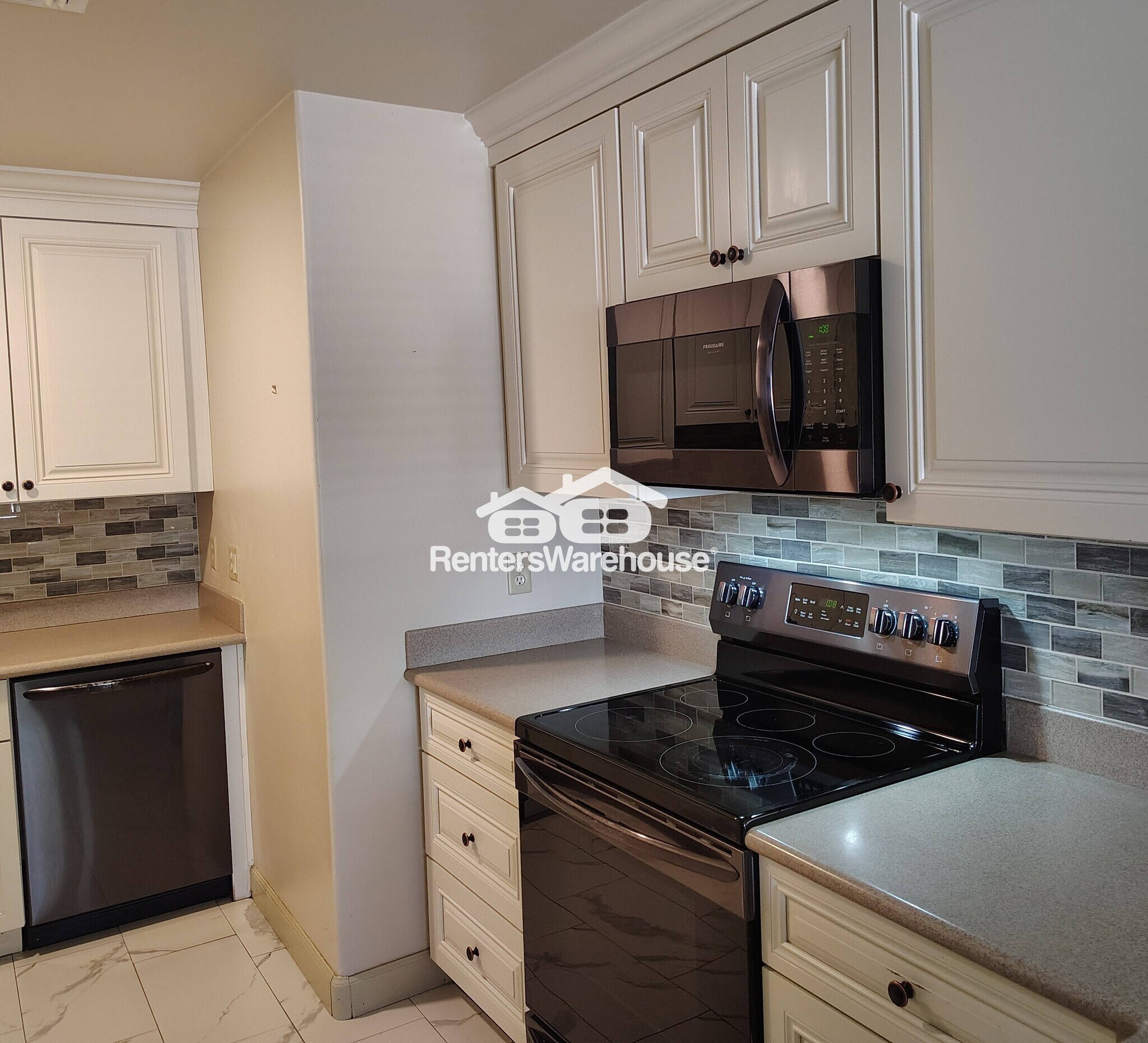 Building Photo - 318 N 56th St