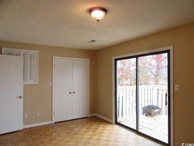 Building Photo - 1450 Turkey Ridge Rd