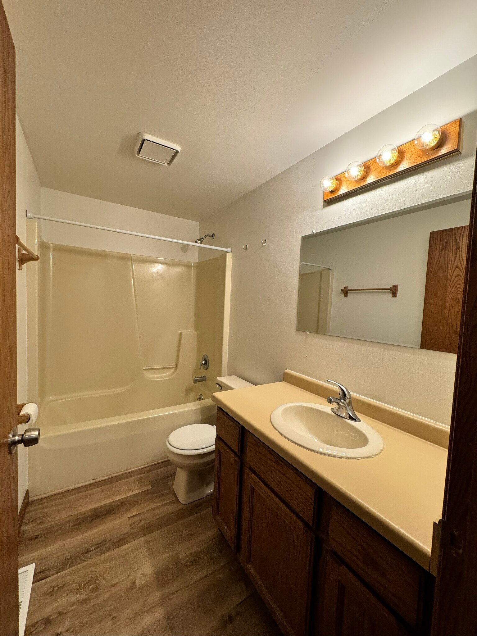 2nd bathroom - 893 S Main St