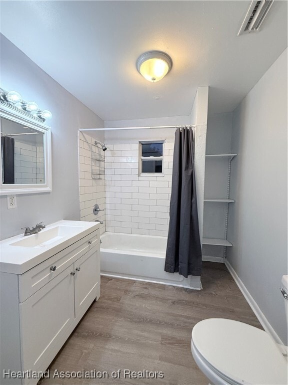 Building Photo - 320 Walnut St