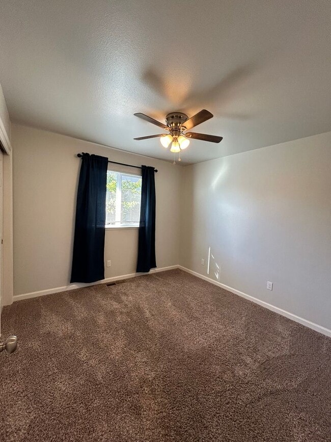 Building Photo - 2843 Stormes Ave