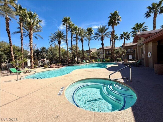 Building Photo - 8000 W Badura Ave