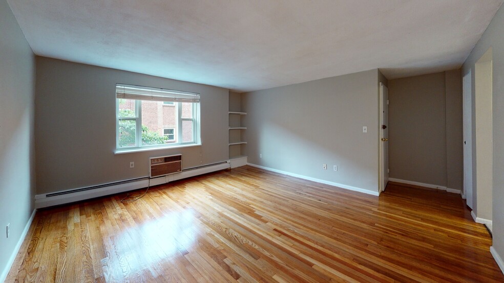 Building Photo - 51 Colborne Rd
