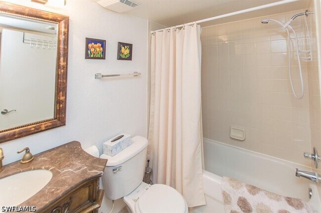 Building Photo - 8215 Ibis Club Dr