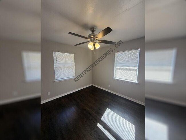 Building Photo - 4804 N Woodward Ave