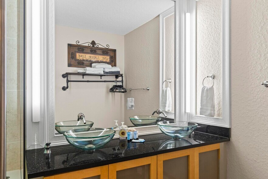 Building Photo - 101 Palm Harbor Pky