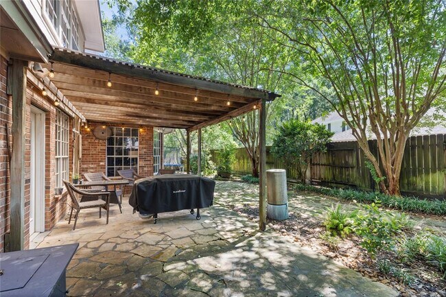 Building Photo - 6422 Gladehill Dr