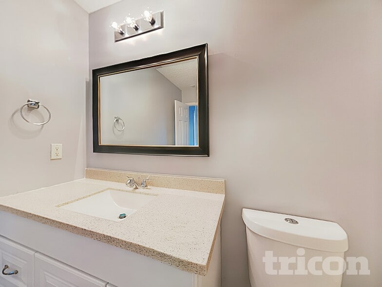 Building Photo - 5020 Serenity Point Ln