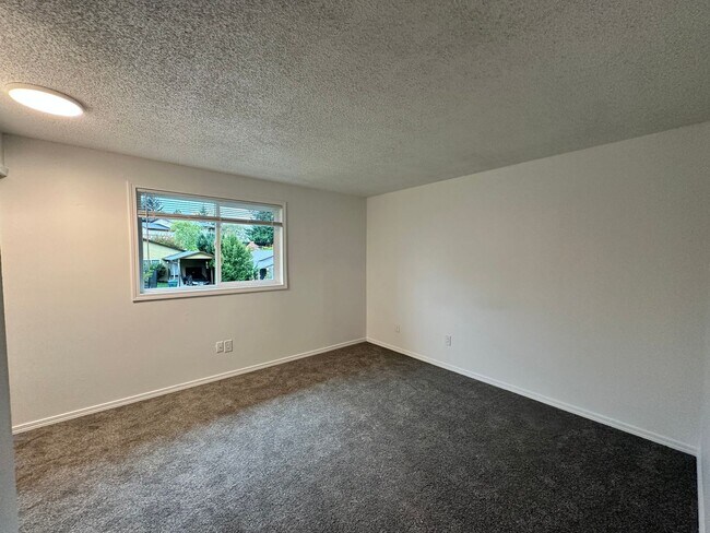 Building Photo - Beech Street