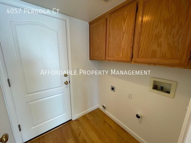 Building Photo - 4057 Pergola Ct