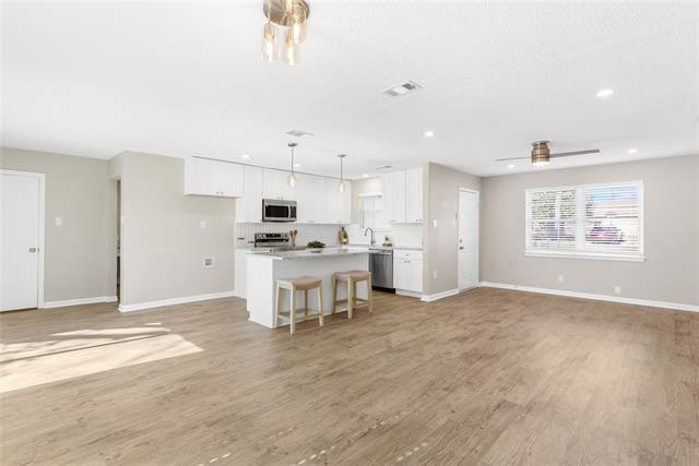 Building Photo - 714 Pleasant Valley Rd