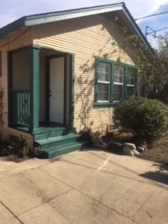 Building Photo - 1 bedroom cottage for rent (plus detached ...