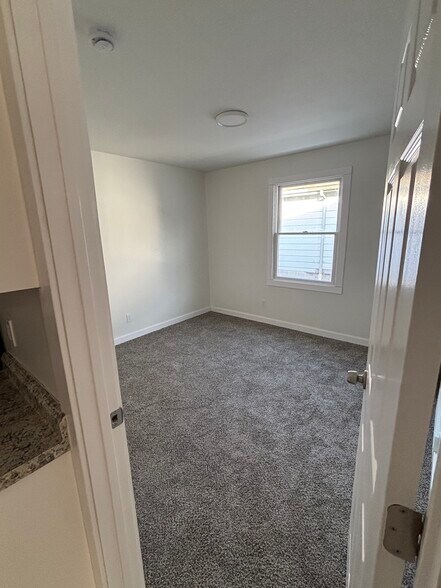 Building Photo - 20082 Drake Rd