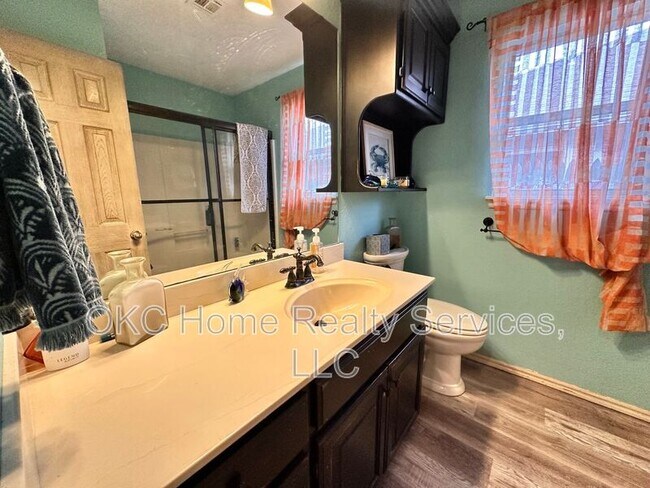 Building Photo - 10716 NW 31st Terrace