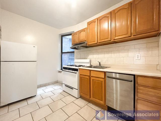 Building Photo - 3 bedroom in New York NY 10027