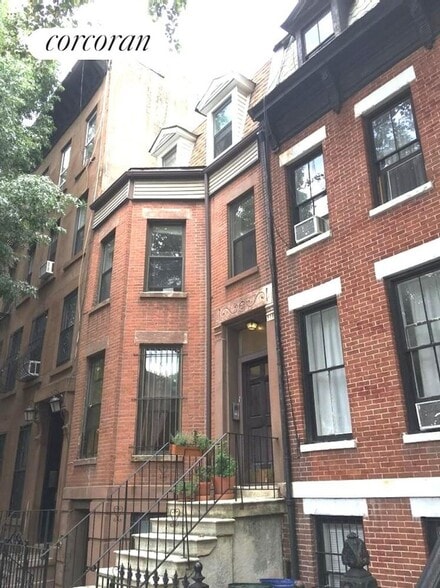 Primary Photo - 103 Bergen St