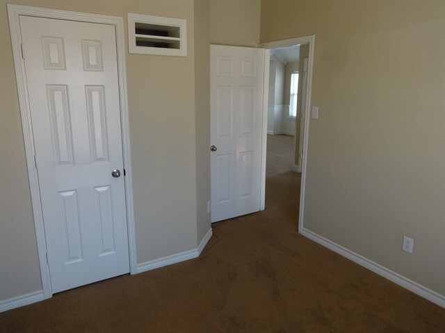 Building Photo - 4016 Alderbrook Ln