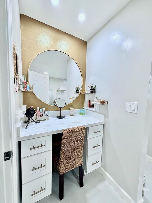 Building Photo - 7146 Bayou Forest Dr