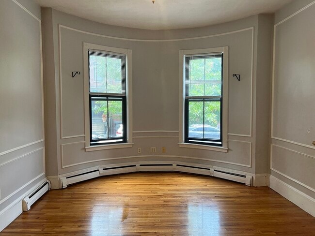 Building Photo - 96 E Brookline St