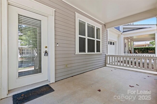 Building Photo - 8122 Village Harbor Dr