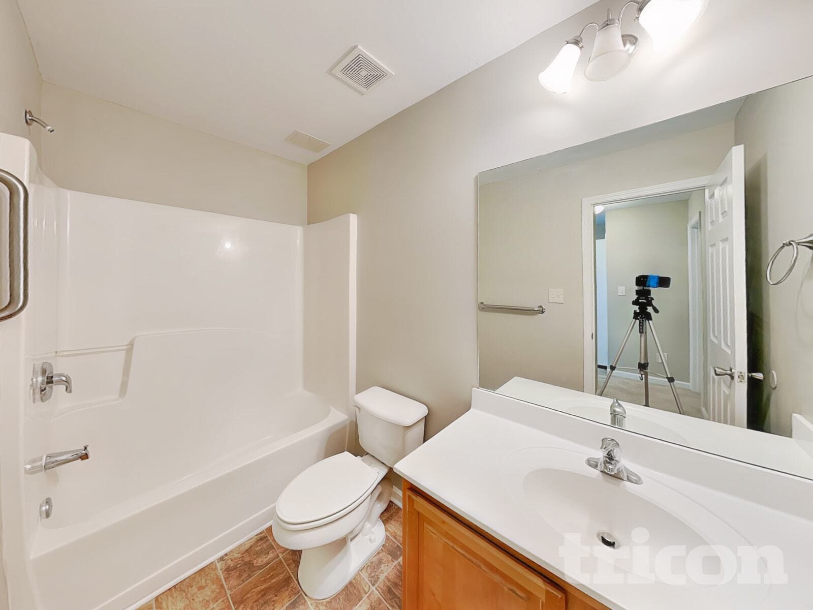 Building Photo - 2737 Trellis Oaks Dr SW