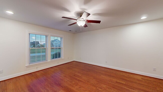 Building Photo - 202 Tidewater Dr