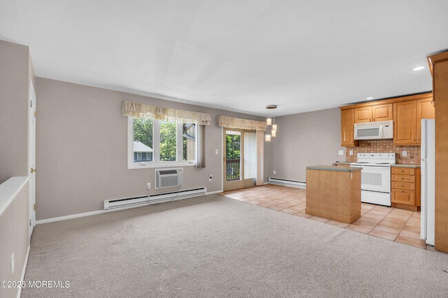 Primary Photo - 12 Hilltop Terrace