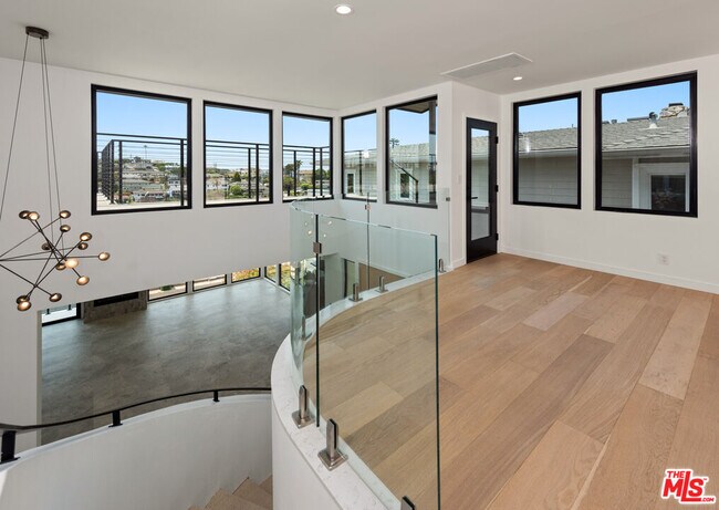 Building Photo - 8236 Zitola Terrace
