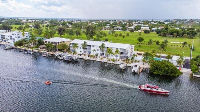 Building Photo - 1217 Sombrero Blvd