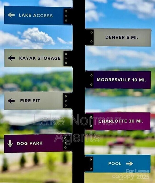 Building Photo - 4455 Reed Crk Dr